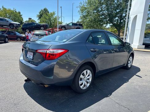 Used 2016 Toyota Corolla LE FWD image 6