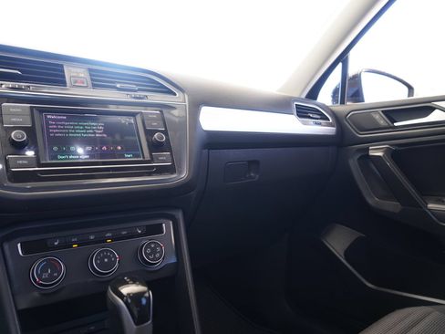 Certified 2023 Volkswagen Tiguan S FWD image 15