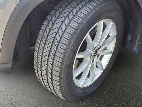 Used 2024 Mercedes-Benz GLE 450e 4MATIC image 37