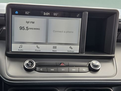 Used 2022 Ford Maverick XL FWD image 26