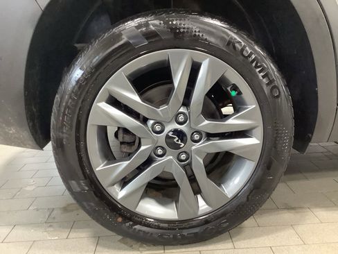 Certified 2023 Kia Seltos LX image 31