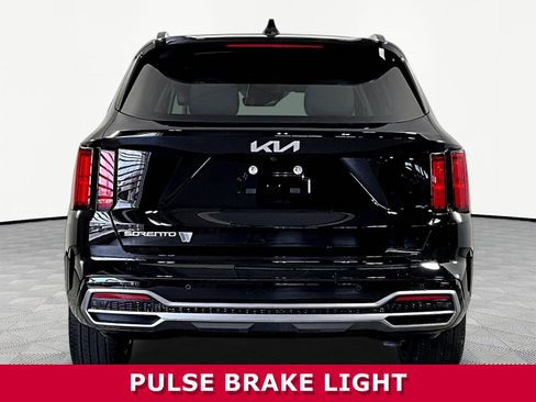 Used 2023 Kia Sorento SX FWD image 5