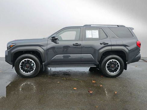 Certified 2025 Toyota 4Runner TRD Off-Road Premium image 7