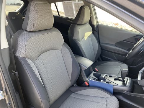 Used 2024 Subaru Crosstrek 2.0i Premium w/ Crosstrek Mirror Package image 21