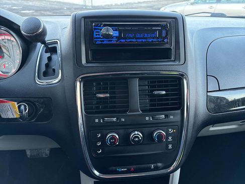 Used 2014 Dodge Grand Caravan American Value Package image 13