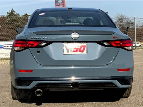 New 2025 Nissan Sentra SR w/ SR Premium Package image 4