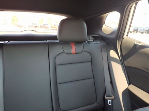 Certified 2024 Chevrolet Trax RS FWD image 15