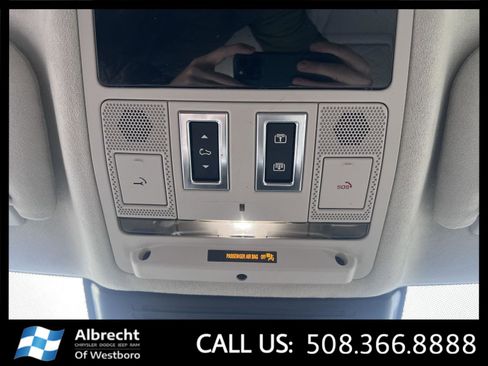 Used 2023 Jaguar F-PACE S image 30