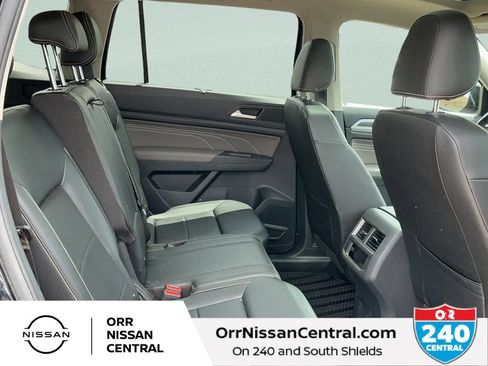 Used 2023 Volkswagen Atlas SEL R-Line AWD/4WD image 12