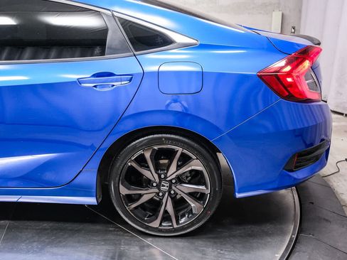 Used 2019 Honda Civic Sport image 8