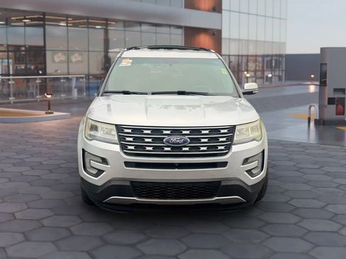 Used 2016 Ford Explorer Limited image 2