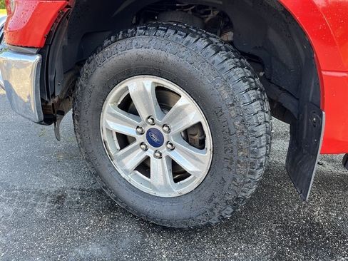 Used 2015 Ford F150 XLT AWD/4WD image 14
