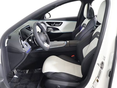 Used 2026 Mercedes-Benz E 53 AMG e 4MATIC Sedan image 37