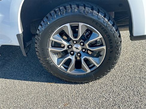Used 2024 Chevrolet Silverado 1500 RST image 24