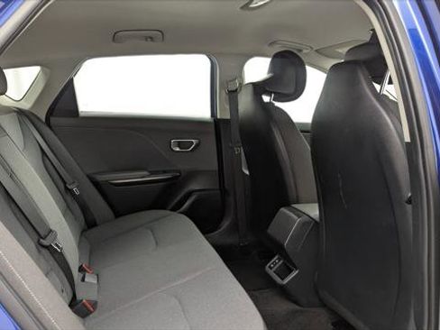 Used 2025 Kia K4 FWD image 18