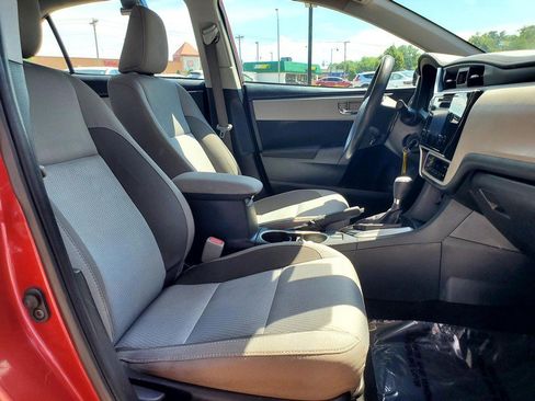 Used 2017 Toyota Corolla LE FWD image 13