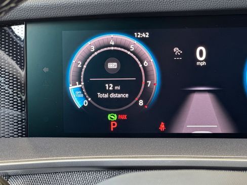 New 2025 Volkswagen Tiguan S image 27