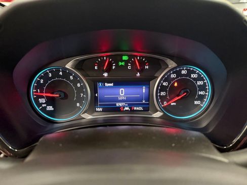 Used 2022 Chevrolet Equinox RS AWD/4WD image 33