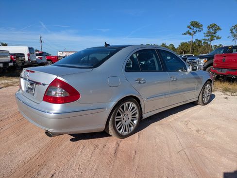 Used 2007 Mercedes-Benz E 350 Sedan image 4