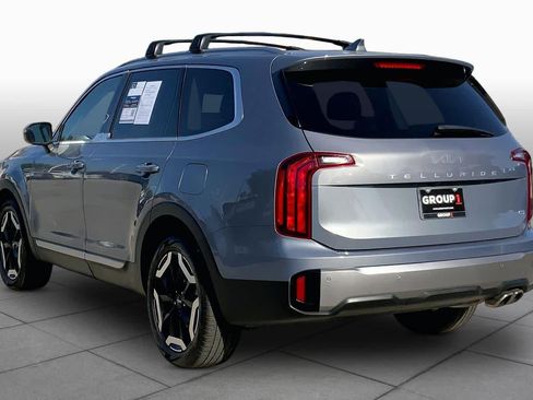 Used 2025 Kia Telluride S AWD/4WD image 12