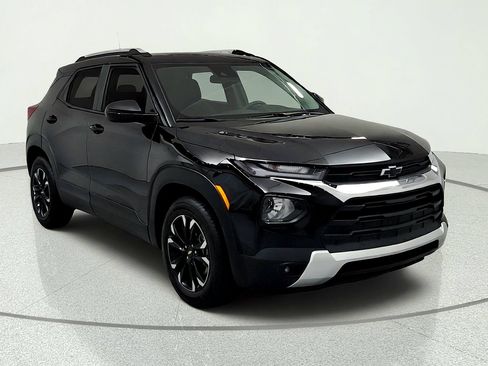 Used 2023 Chevrolet TrailBlazer LT w/ Convenience Package FWD image 7