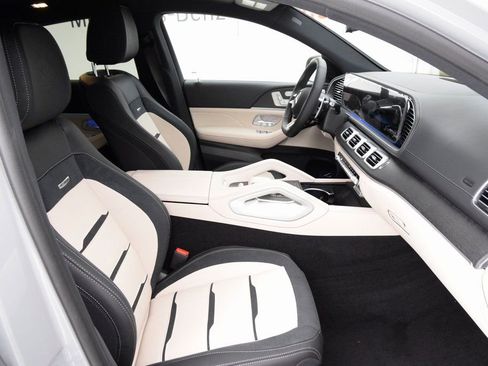 New 2026 Mercedes-Benz GLE 53 AMG 4MATIC Coupe image 16