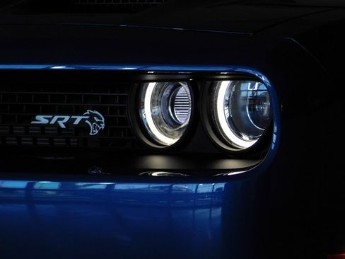 Used 2020 Dodge Challenger SRT Hellcat w/ Plus Package image 26