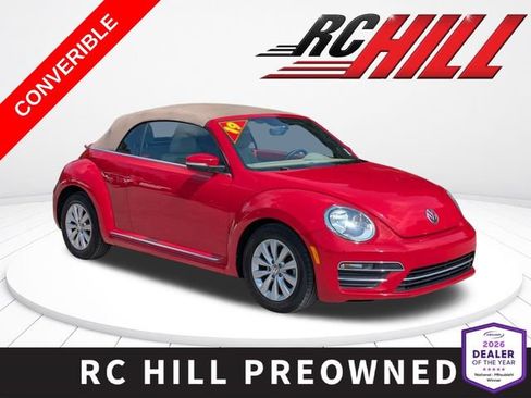 Used 2019 Volkswagen Beetle 2.0T S FWD image 1