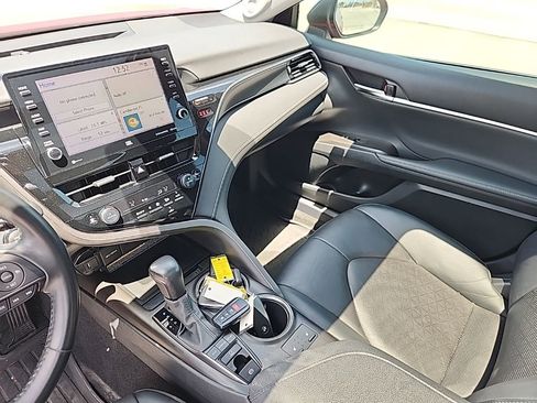 Used 2021 Toyota Camry XSE w/ Navigation Package image 6