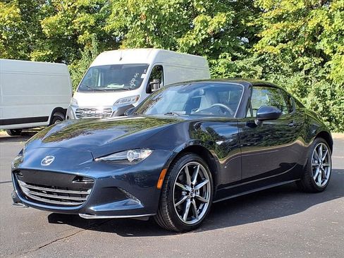 Used 2021 MAZDA MX-5 Miata RF Grand Touring image 2