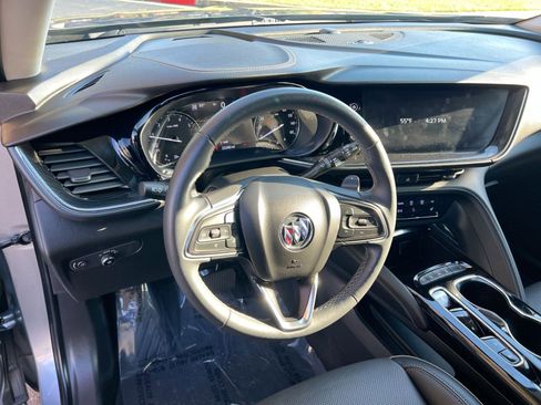 Used 2022 Buick Envision Essence w/ Safety Package image 16