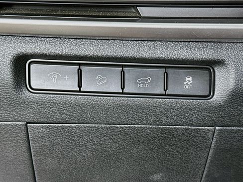 Used 2025 Kia Telluride S AWD/4WD image 17