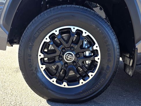 Used 2024 Toyota Tundra SR5 image 9