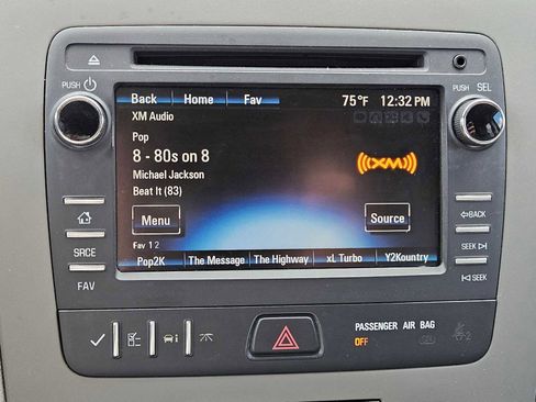 Used 2014 Chevrolet Traverse LS image 30