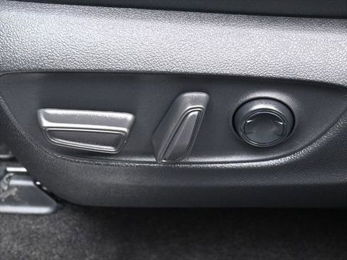 Certified 2026 Toyota Grand Highlander AWD image 12