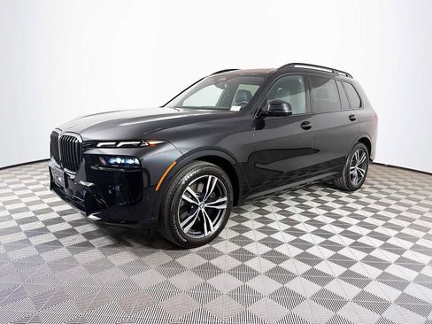 Used 2024 BMW X7 xDrive40i w/ Executive Package AWD/4WD image 1