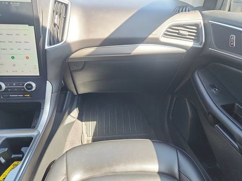Used 2022 Ford Edge SEL w/ Convenience Package AWD/4WD image 11