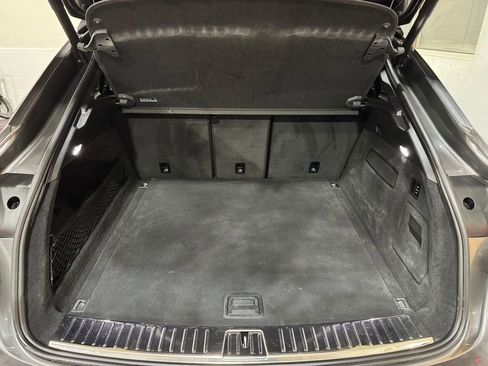 Used 2022 Porsche Cayenne GTS image 30