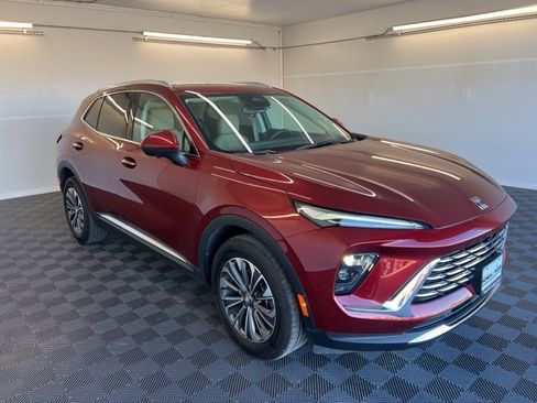 Used 2024 Buick Envision Preferred image 34