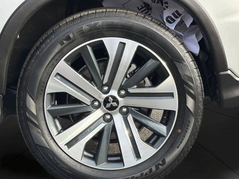 Used 2024 Mitsubishi Outlander Sport SE image 11