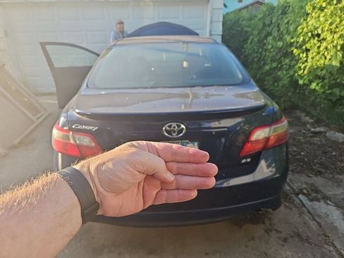 Used 2008 Toyota Camry SE w/ Sport Leather Pkg FWD image 5