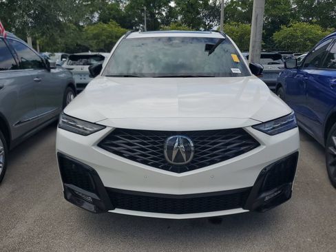 Used 2025 Acura MDX A-Spec AWD/4WD image 2
