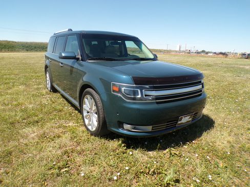 Used 2016 Ford Flex Limited w/ Equipment Group 301A AWD/4WD image 3