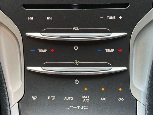 Used 2016 Lincoln MKZ AWD w/ Equipment Group 300A Reserve image 10