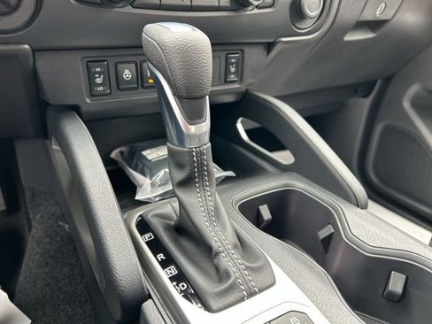 New 2026 Nissan Frontier SV AWD/4WD image 39