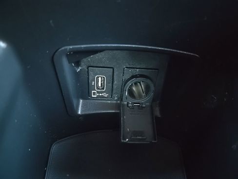 Used 2018 Honda Accord Touring image 35