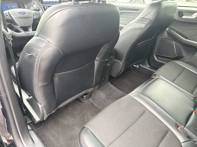 Used 2025 Ford Escape ST-Line AWD/4WD image 24