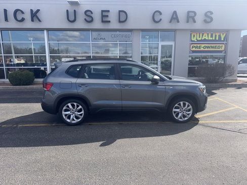 Used 2023 Volkswagen Taos S w/ Driver Assistance Package image 8