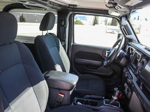 Used 2022 Jeep Wrangler Sport S image 15