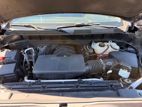 Used 2024 Chevrolet Silverado 1500 LT AWD/4WD image 25